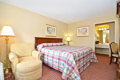 Photo 4 - Americas Best Value Inn Chillicothe