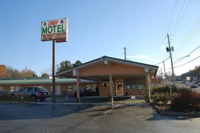 Photo 2 - Chief Motel