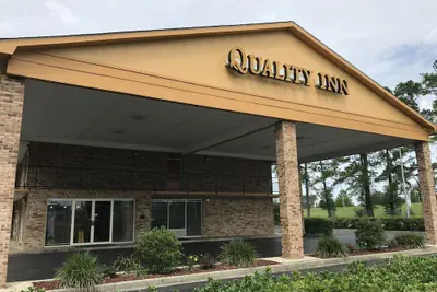 Photo 4 - Quality Inn Manning I-95