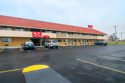 Photo 2 - Econo Lodge South Holland - Chicago Southland