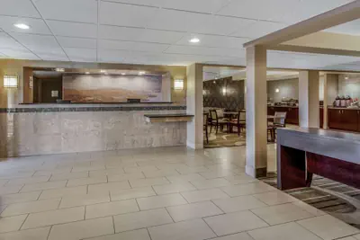 Photo 3 - La Quinta Inn by Wyndham Binghamton - Johnson City