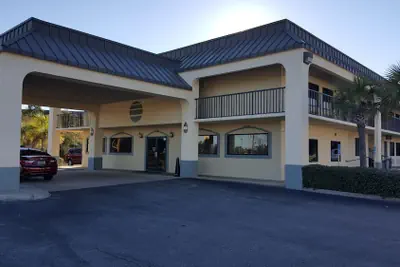 Photo 3 - Quality Inn Mobile West Tillmans Corner