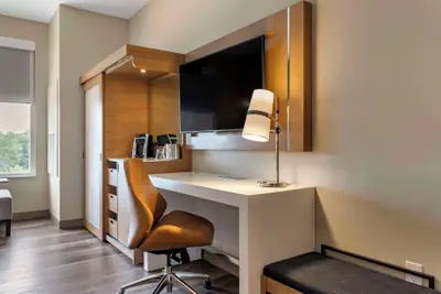 Photo 4 - DoubleTree by Hilton Greenville Woodruff Road