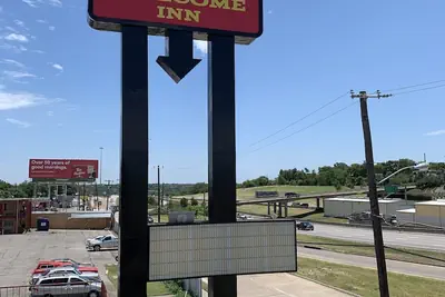 Photo 5 - Welcome Inn