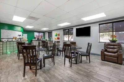 Photo 3 - Quality Inn & Suites Ft. Jackson Maingate