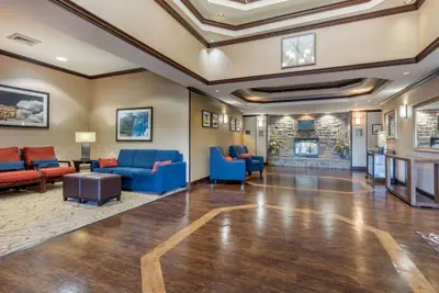 Photo 4 - Comfort Suites Rolla