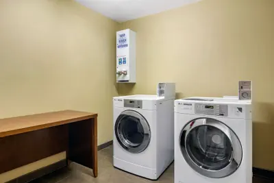 Photo 3 - Comfort Inn & Suites LaGrange East