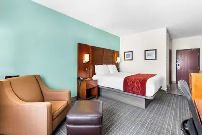 Photo 3 - Comfort Inn Marion