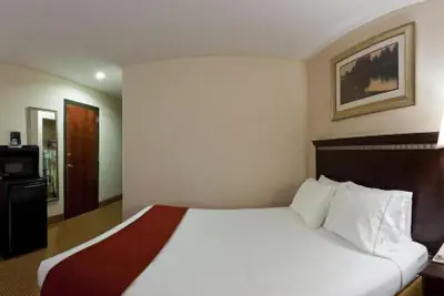 Photo 4 - Lexington Inn and Suites