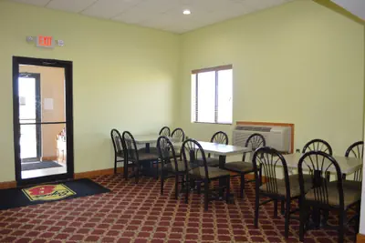 Photo 3 - Red Roof Inn Ames