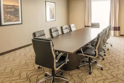 Photo 4 - Comfort Suites Dodge City