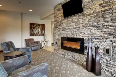 Photo 3 - Cobblestone Inn & Suites – Fort Dodge