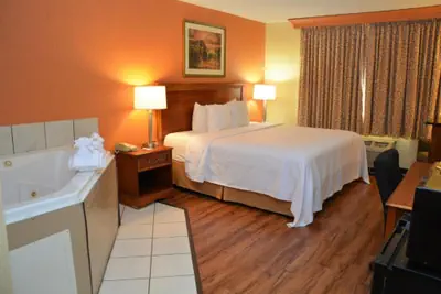 Photo 5 - Buckeye Inn Express