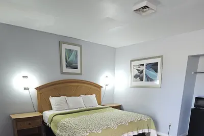 Photo 2 - Washington Motel