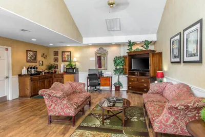 Photo 5 - Quality Inn Jesup