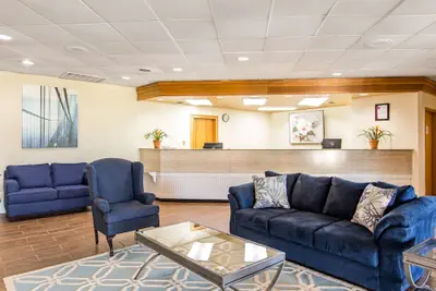 Photo 4 - Ramada by Wyndham Santee I-95