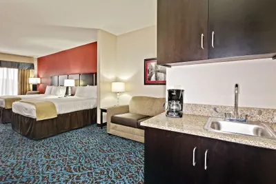 Photo 3 - Holiday Inn Express Hotel & Suites New Philadelphia by IHG