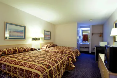 Photo 3 - Americas Best Value Inn Garden City