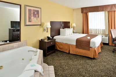 Photo 5 - Best Western Inn