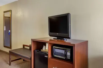 Photo 5 - Comfort Inn & Suites Rochelle - DeKalb