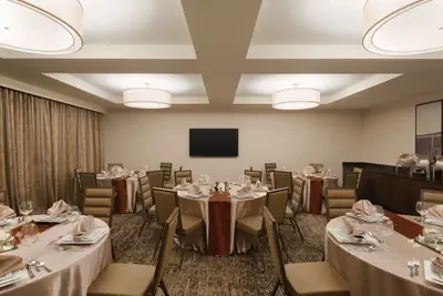 Photo 3 - Holiday Inn Chicago - Schaumburg by IHG