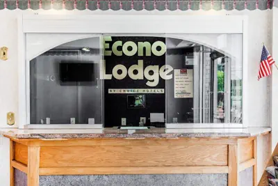 Photo 3 - Econo Lodge McDonough South