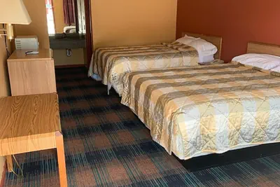 Photo 5 - Luxury Inn & Suites Forrest City