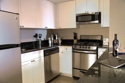 Photo 2 - The Windsor Suites