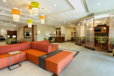 Photo 3 - Drury Plaza Hotel Mt. Vernon