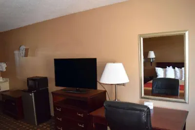 Photo 5 - OYO Hotel Richburg SC I-77