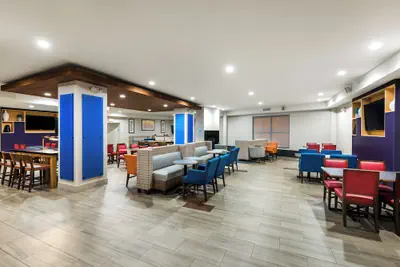 Photo 3 - Country Inn & Suites by Radisson, Downtown Albany New York