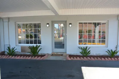 Photo 2 - Travelodge by Wyndham Walterboro