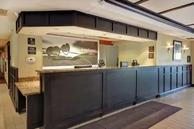 Photo 2 - Comfort Inn & Suites Mt. Holly - Westampton