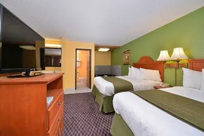 Photo 5 - Quality Inn & Suites Grinnell near University