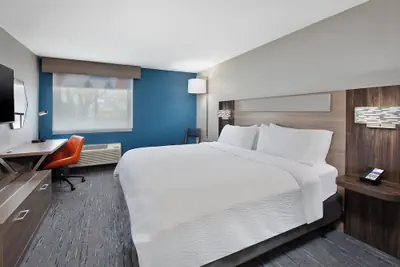 Photo 2 - Holiday Inn Express Tuscola by IHG
