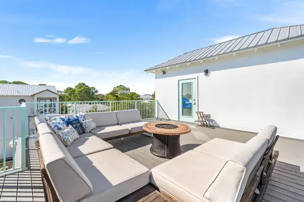 Photo 1 - 10 Min WalkTo 30A Beach Rooftop View & Cinema