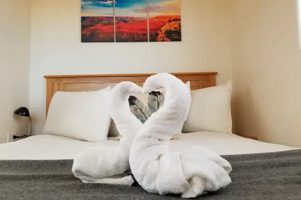 Photo 1 - Affordable Getaway near Grand Canyon Sleeps 4