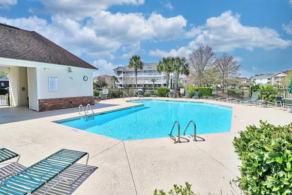 Photo 1 - 223 Wedgewood