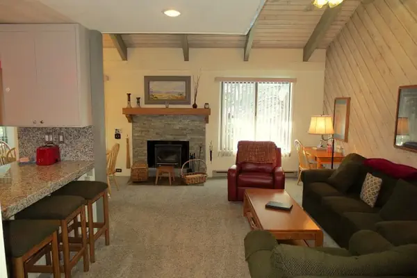 Photo 1 - 126 Premium