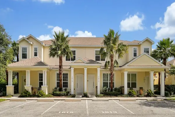 Photo 1 - BEAUTIFUL HOUSE, PRIVATE SPLASH POOL, BALCONY OFF MASTER SUITE, FREE WIFI!!!