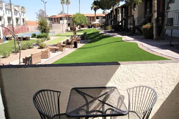 Photo 1 - 1 bedroom apartment with hot tub!