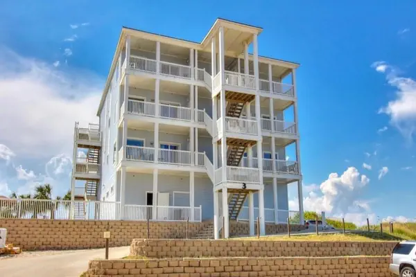 Photo 1 - Beachgate Condo Suites and Hotel 341