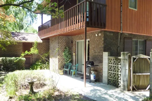 Photo 1 - Ariel East Duplex