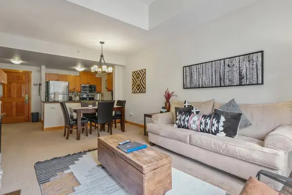 Photo 1 - Passage Point 1 Bedroom Condo #625