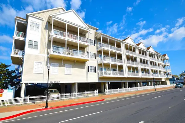 Photo 1 - Sea Bright 205