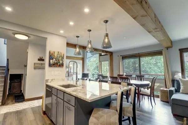 Photo 1 - AN303 Anaconda