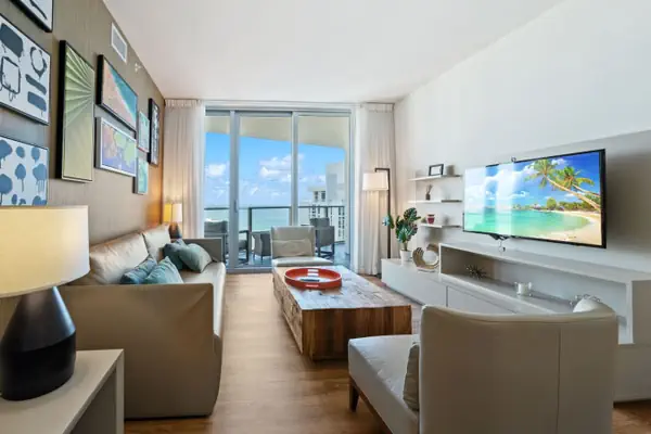 Photo 1 - 2bedroom Lyfe resort Apartment over the beach