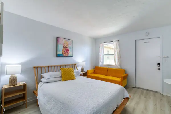 Photo 1 - Pineapple 6 Shores Retro Inn Queen Studio Unit 6