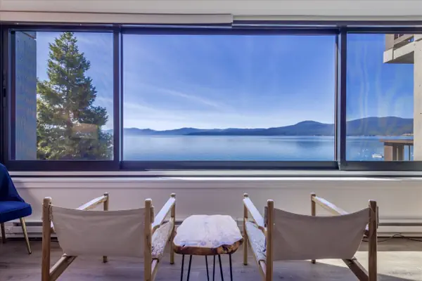 Photo 1 - VIP lakefront condo in Brockway Springs Resort