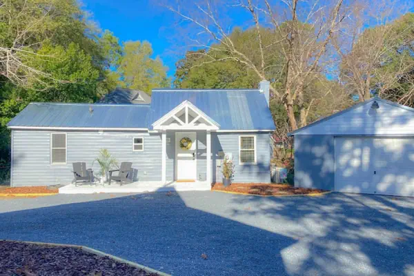 Photo 1 - The Shire 255 D - Solitude